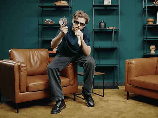 Become a pitch legend with CANAL+